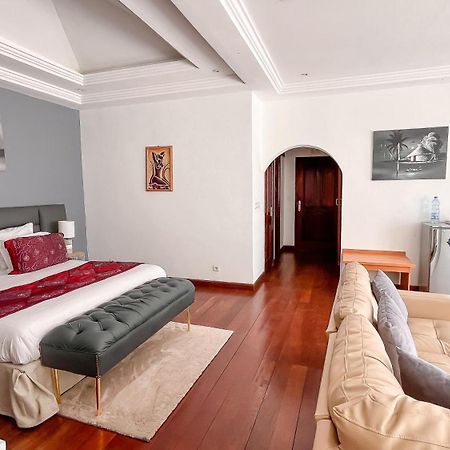 Residence Hoteliere Oceane Libreville Eksteriør bilde