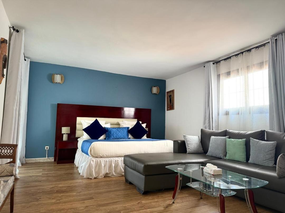 Residence Hoteliere Oceane Libreville Eksteriør bilde
