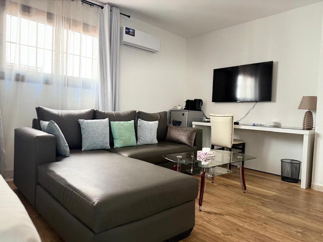 Residence Hoteliere Oceane Libreville Eksteriør bilde