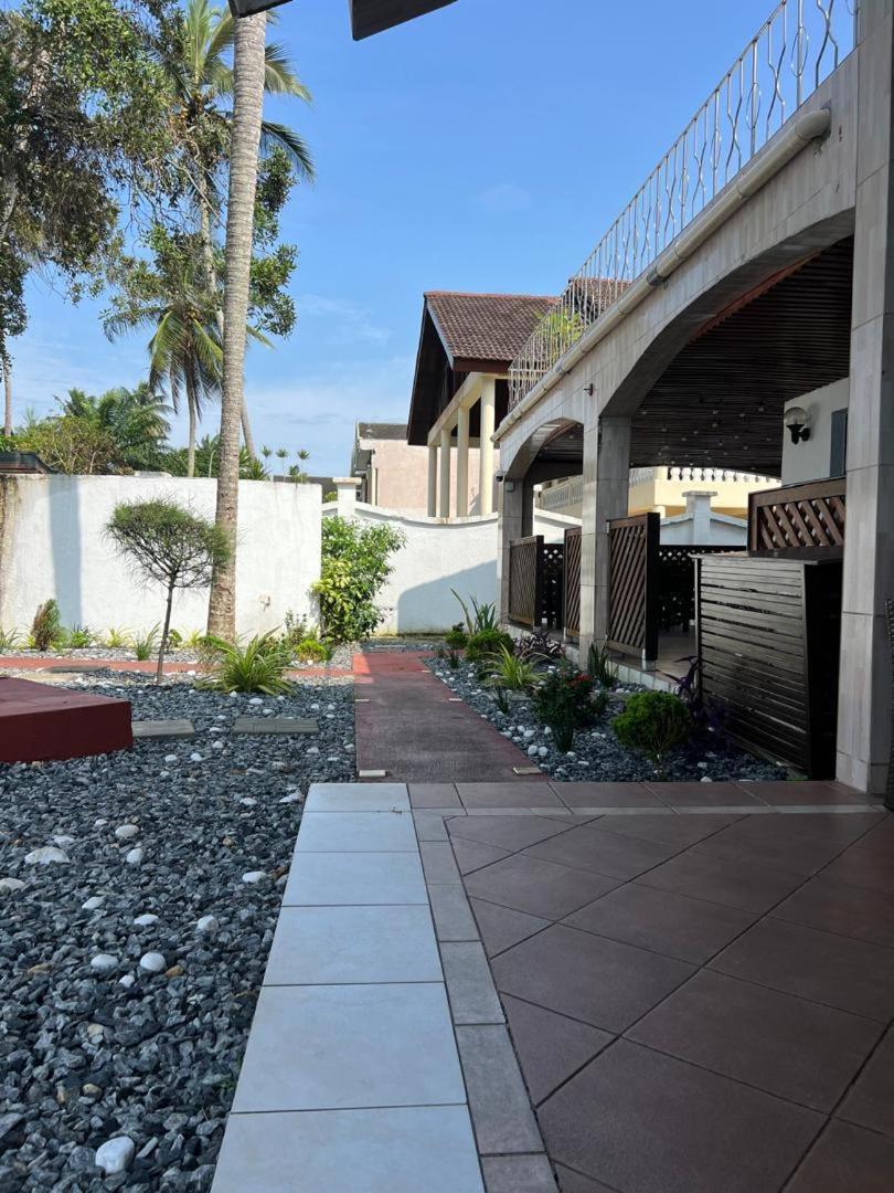 Residence Hoteliere Oceane Libreville Eksteriør bilde