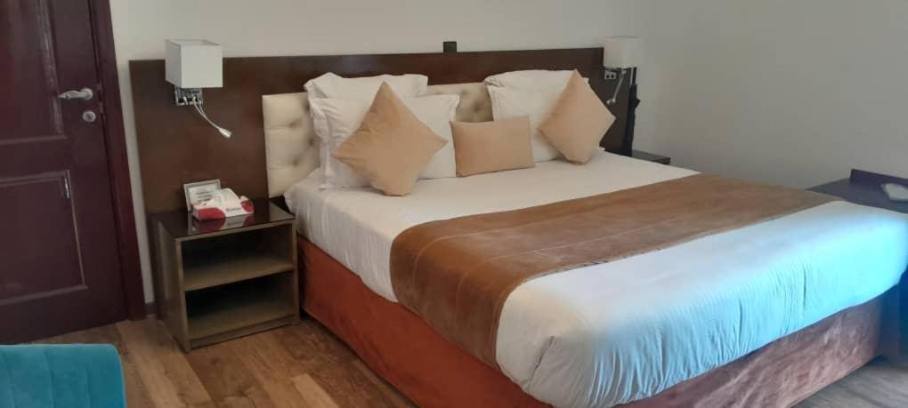 Residence Hoteliere Oceane Libreville Eksteriør bilde