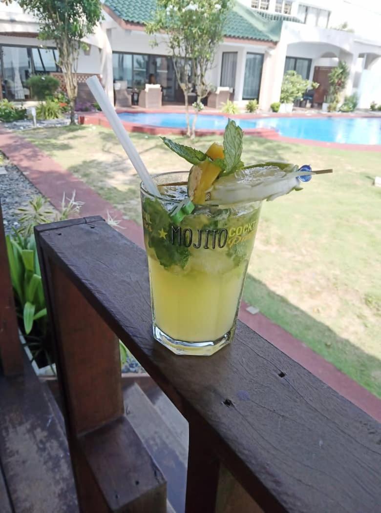 Residence Hoteliere Oceane Libreville Eksteriør bilde
