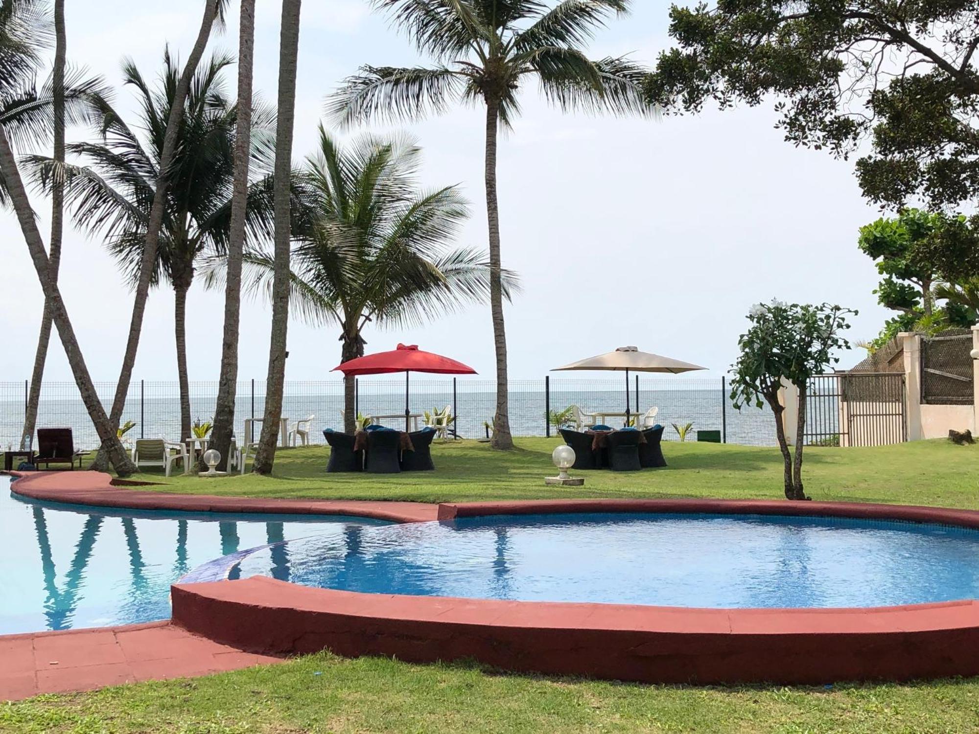 Residence Hoteliere Oceane Libreville Eksteriør bilde