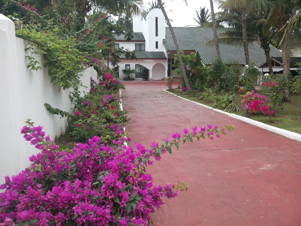 Residence Hoteliere Oceane Libreville Eksteriør bilde